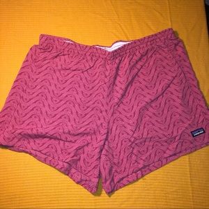 Patagonia Shorts size Large